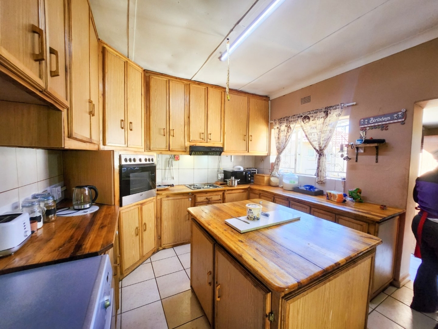 3 Bedroom Property for Sale in Adamayview North West